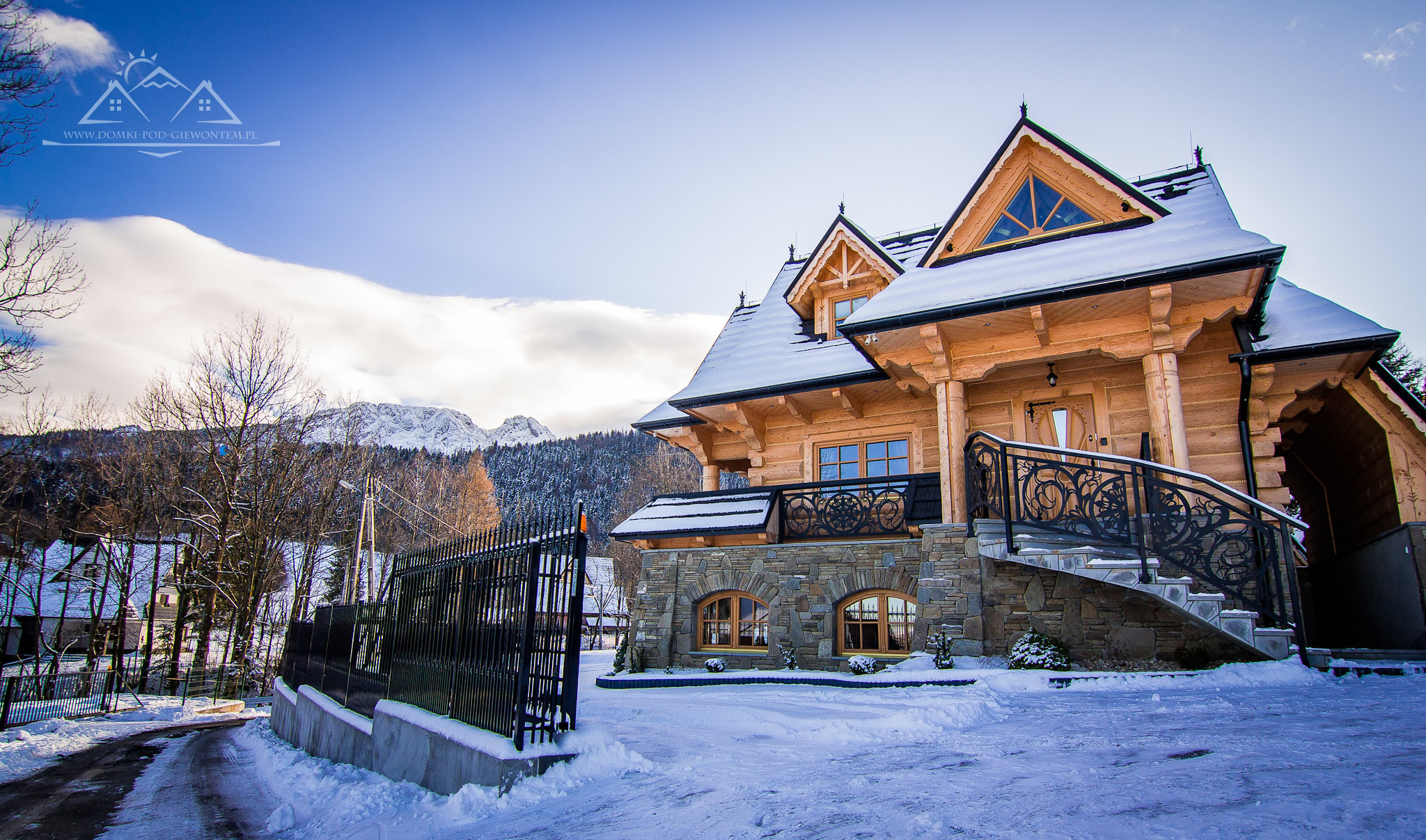 domek do wynajęcia zakopane - Domki na tle pięknej panoramy górskiej
